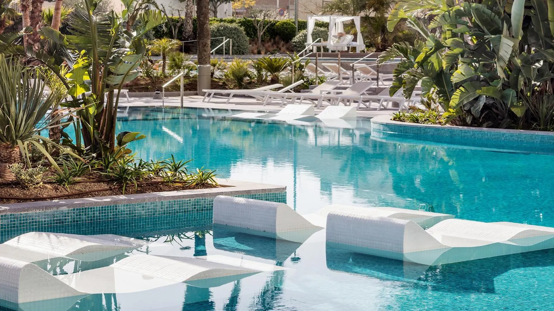 Aqua Hotel Silhouette & Spa - Adults Only Мальграт-де-Мар