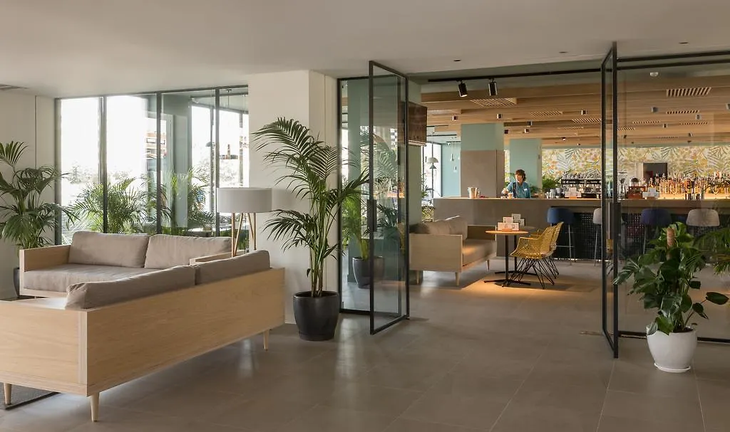 Aqua Hotel Silhouette & Spa - Adults Only Мальграт-де-Мар